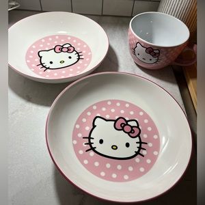 Hello kitty bowls and mug set
